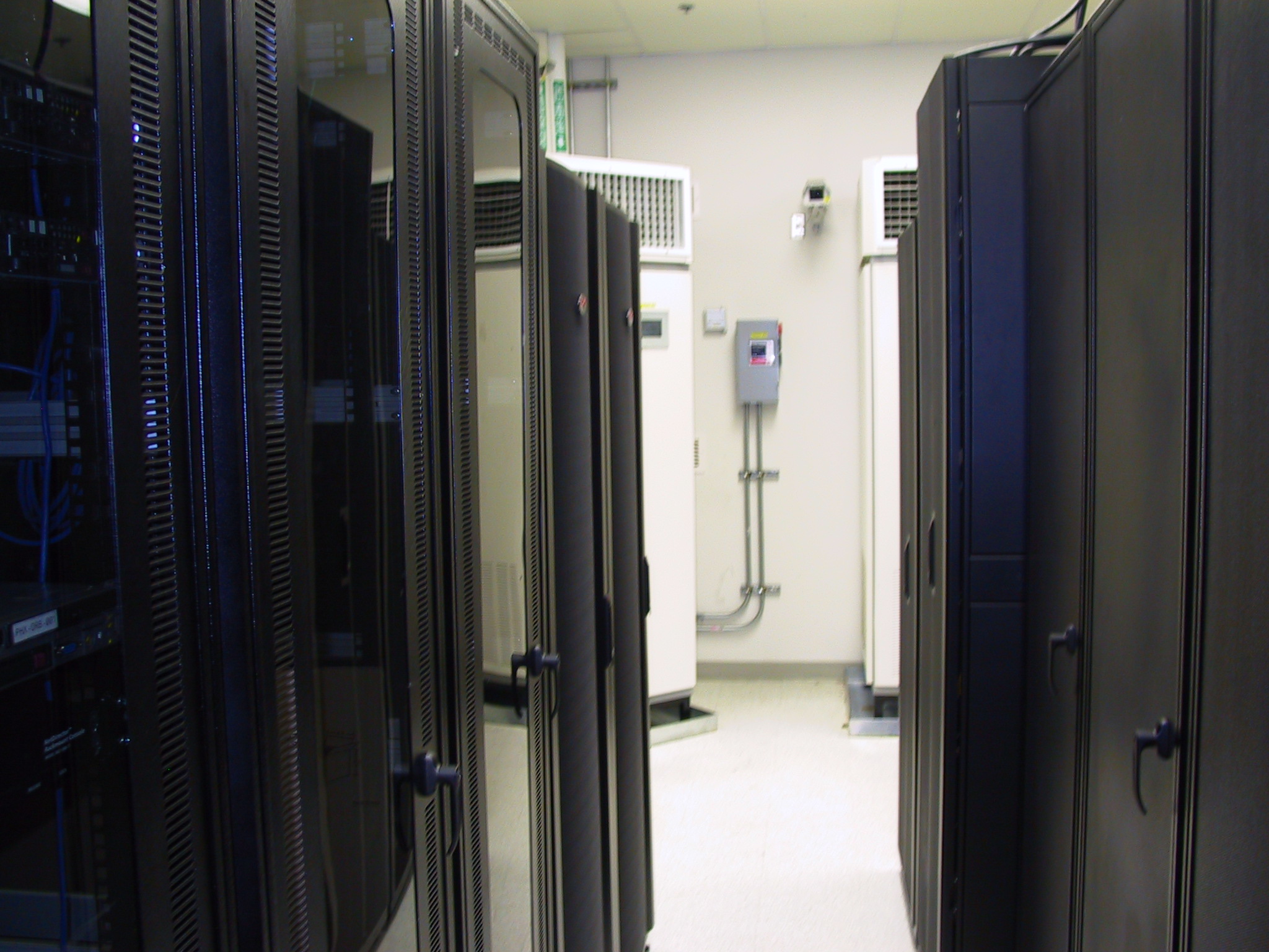 [lang:en]PureGig datacenter~I.[lang:sk]PureGig serverov�a~I.