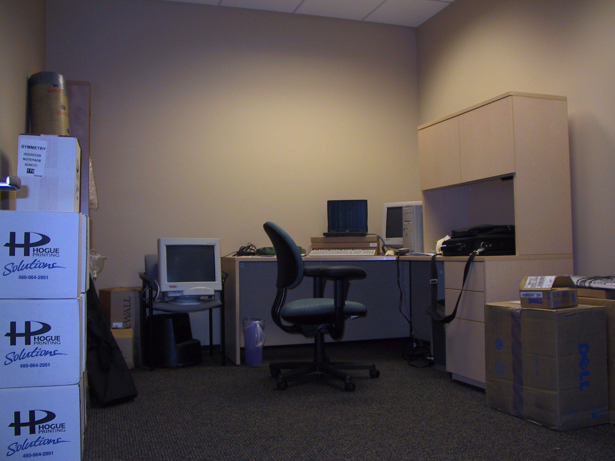 [lang:sk]Moja kancel�ria[lang:en]My office space