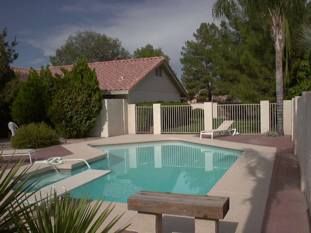 [lang:sk]Baz�n[lang:en]Swimming pool